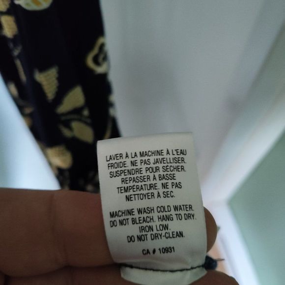 Laura dress, size 4, floral multi color - Picture 6 of 6